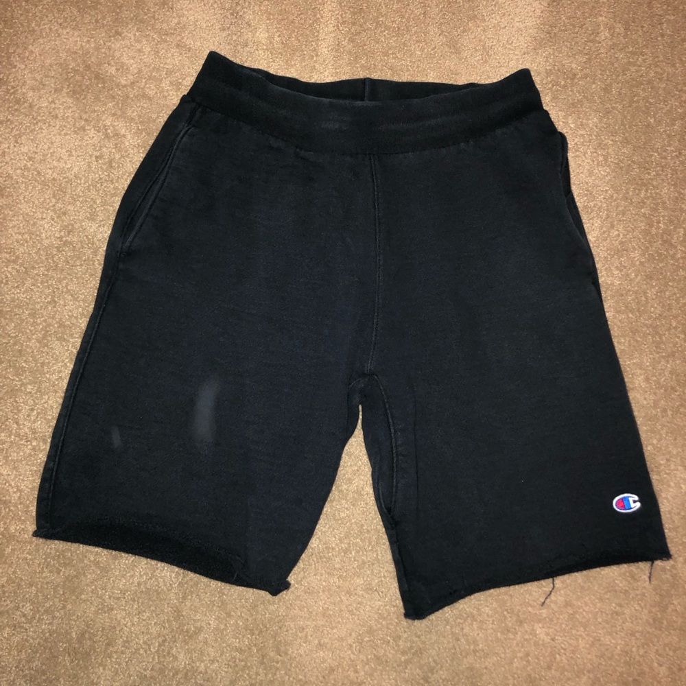Champion. Sweat Shorts. Size Medium. Black Color.